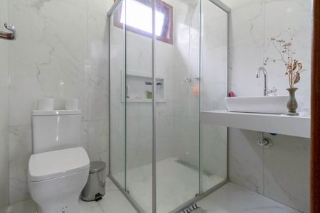 Casa para alugar com 1000m², 4 quartos e 6 vagasBanheiro da suíte 2