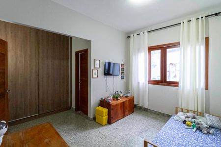 Casa para alugar com 1000m², 4 quartos e 6 vagasSuíte 3