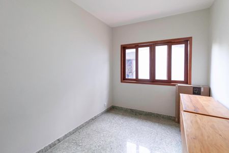 Casa para alugar com 1000m², 4 quartos e 6 vagasSuíte 2