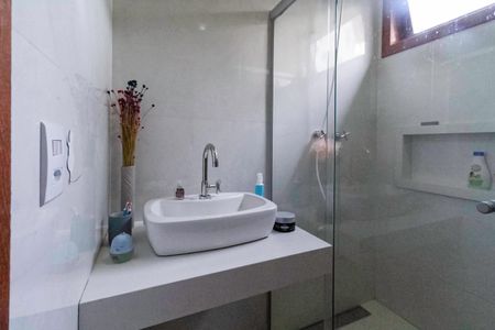 Casa para alugar com 1000m², 4 quartos e 6 vagasBanheiro da suíte 3