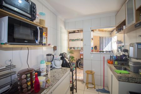 Casa à venda com 71m², 2 quartos e 2 vagasCozinha