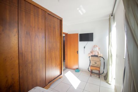 Casa à venda com 71m², 2 quartos e 2 vagasQuarto 1