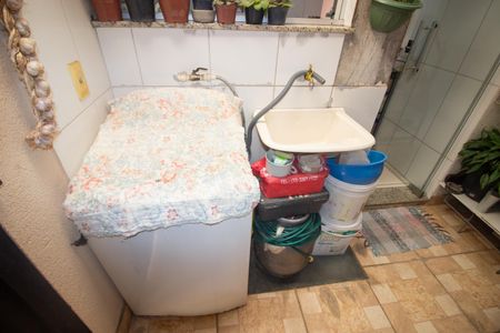 Casa à venda com 71m², 2 quartos e 2 vagasÁrea de Serviço