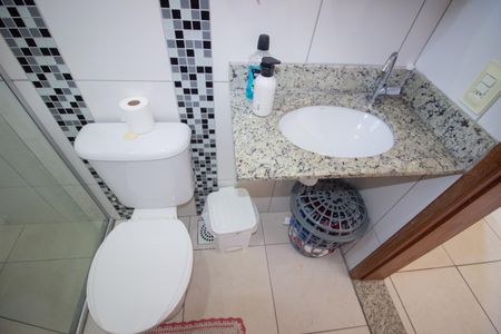 Casa à venda com 71m², 2 quartos e 2 vagasBanheiro Social