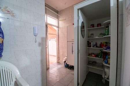 Apartamento à venda com 82m², 2 quartos e sem vagaCozinha