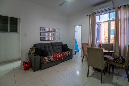 Sala de apartamento à venda com 2 quartos, 82m² em Tijuca, Rio de Janeiro
