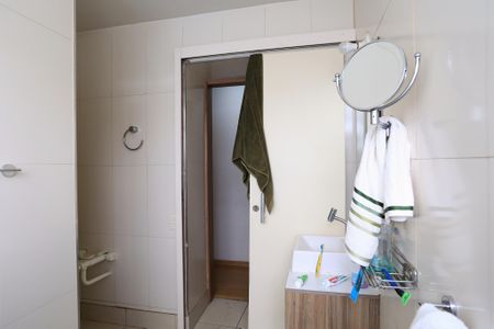 Apartamento à venda com 157m², 3 quartos e 2 vagasBanheiro