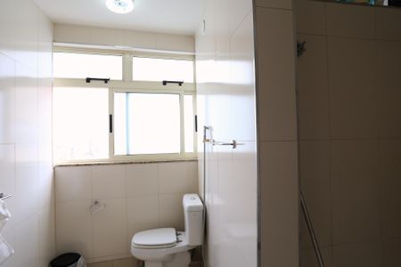 Apartamento à venda com 157m², 3 quartos e 2 vagasBanheiro