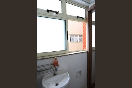 Apartamento à venda com 157m², 3 quartos e 2 vagasBanheiro de serviço