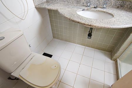 Apartamento à venda com 83m², 3 quartos e 1 vagaBanheiro da Suíte