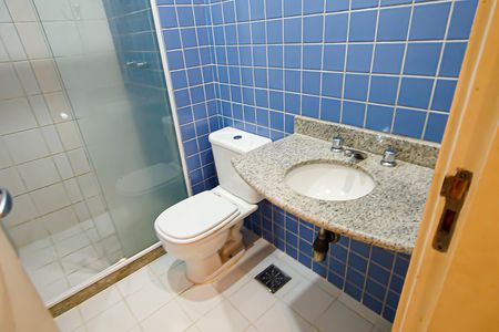 Apartamento à venda com 83m², 3 quartos e 1 vagaBanheiro