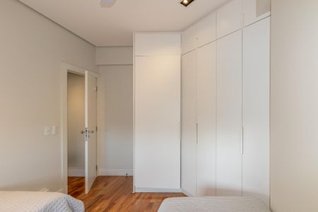 Apartamento à venda com 167m², 3 quartos e 3 vagasSuíte 2