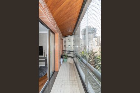 Varanda da Sala de apartamento à venda com 3 quartos, 167m² em Vila Nova Conceição, São Paulo