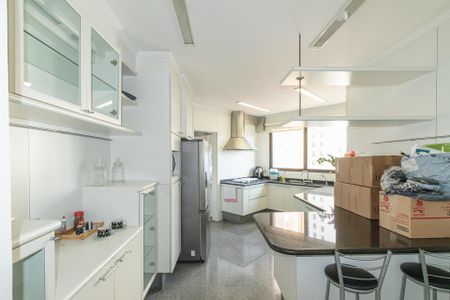 Apartamento à venda com 167m², 3 quartos e 3 vagasCozinha