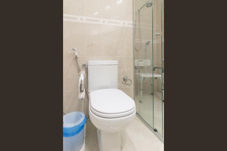 Apartamento à venda com 167m², 3 quartos e 3 vagasBanheiro da Suíte 1