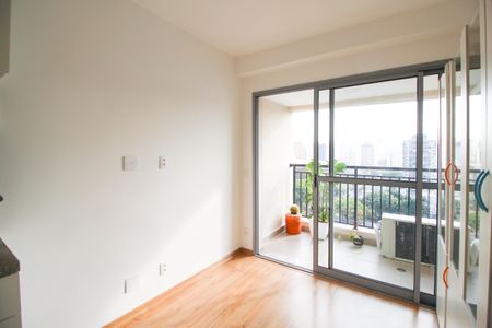 Sala de apartamento para alugar com 1 quarto, 31m² em Indianópolis, São Paulo