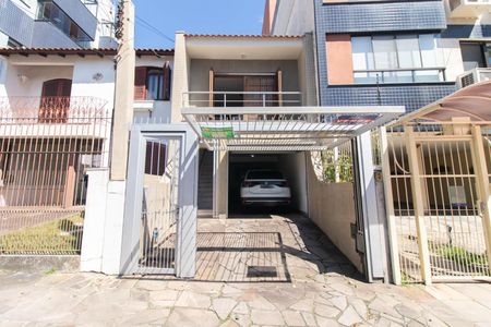 Casa à venda com 400m², 2 quartos e 2 vagasFachada