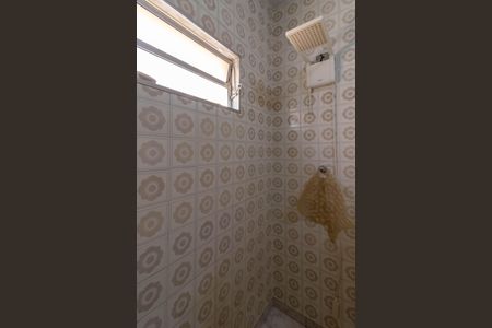 Casa à venda com 292m², 3 quartos e 2 vagasBanheiro 2