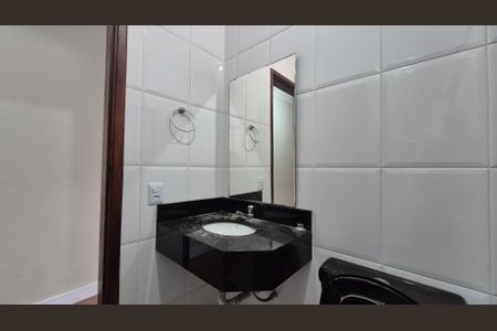 Casa para alugar com 159m², 3 quartos e 2 vagas Casa para alugar com 159m², 3 quartos e 2 vagasBanheiro