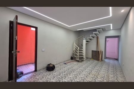 Sala de casa para alugar com 3 quartos, 159m² em Jardim Las Vegas, Santo André