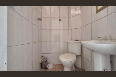 Casa para alugar com 159m², 3 quartos e 2 vagas Casa para alugar com 159m², 3 quartos e 2 vagasBanheiro de Serviço