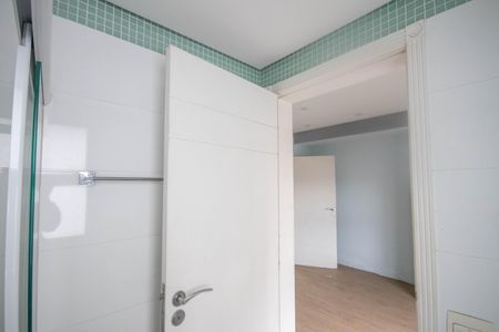 Apartamento para alugar com 217m², 4 quartos e 5 vagasBanheiro da Suíte 1