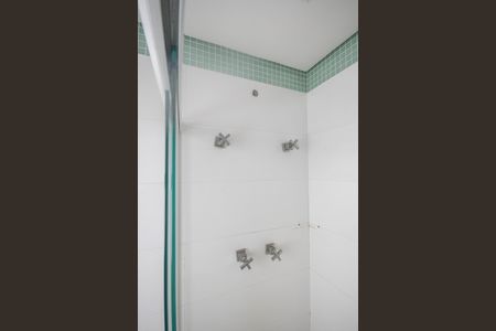 Apartamento para alugar com 217m², 4 quartos e 5 vagasBanheiro da Suíte 1