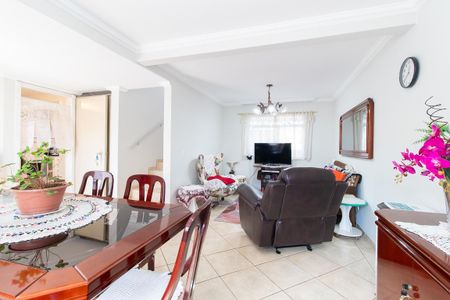 Sala de casa de condomínio para alugar com 3 quartos, 210m² em Guabirotuba, Curitiba