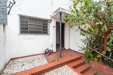 Casa à venda com 90m², 2 quartos e sem vaga Casa à venda com 90m², 2 quartos e sem vagaFachada