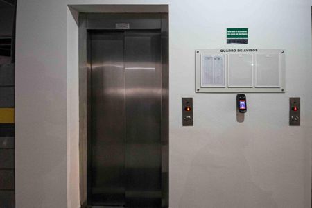 Apartamento à venda com 67m², 2 quartos e 1 vagaElevador