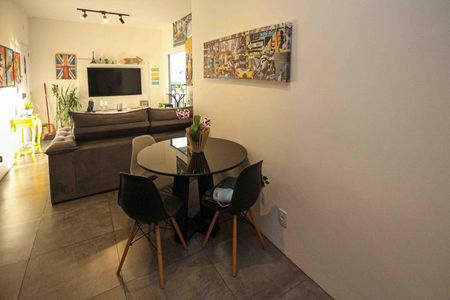 Apartamento à venda com 67m², 2 quartos e 1 vagaSala de Jantar