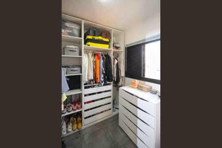 Apartamento à venda com 67m², 2 quartos e 1 vagaCloset