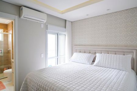 Suíte de apartamento para alugar com 2 quartos, 69m² em Cerâmica, São Caetano do Sul