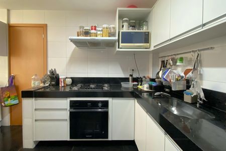 Apartamento à venda com 160m², 3 quartos e 3 vagasCozinha