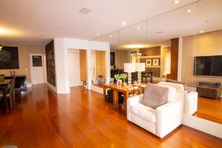 Sala de apartamento à venda com 4 quartos, 216m² em Brooklin, São Paulo