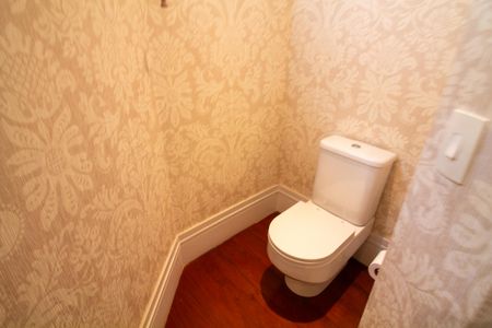 Apartamento à venda com 216m², 4 quartos e 2 vagas Apartamento à venda com 216m², 4 quartos e 2 vagasLavabo