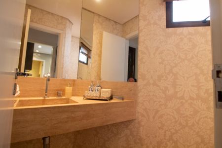 Apartamento à venda com 216m², 4 quartos e 2 vagas Apartamento à venda com 216m², 4 quartos e 2 vagasLavabo