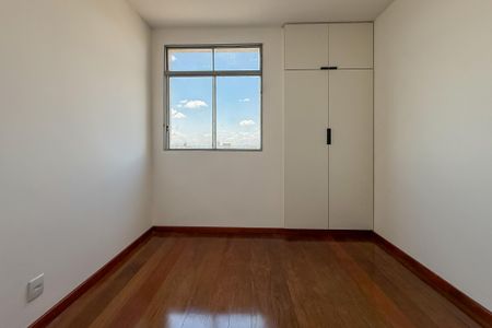 Apartamento à venda com 75m², 3 quartos e 1 vagaQuarto 1