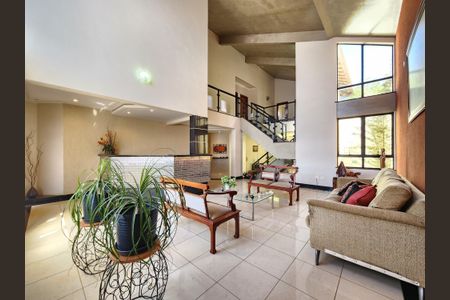 Casa à venda com 360m², 5 quartos e 4 vagas Casa à venda com 360m², 5 quartos e 4 vagasSala