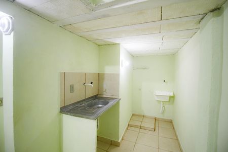 Casa para alugar com 50m², 1 quarto e sem vagaÁrea de Serviço