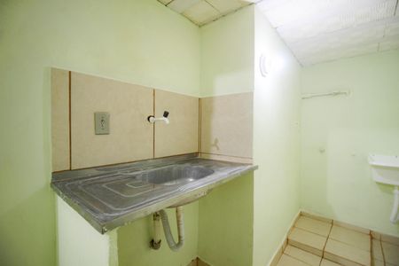 Casa para alugar com 50m², 1 quarto e sem vagaÁrea de Serviço
