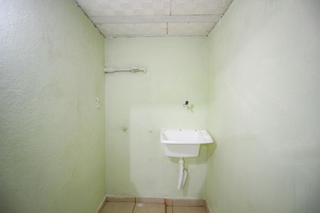 Casa para alugar com 50m², 1 quarto e sem vagaÁrea de Serviço