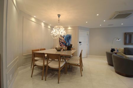 Sala de apartamento à venda com 3 quartos, 167m² em Vila Nova Conceição, São Paulo