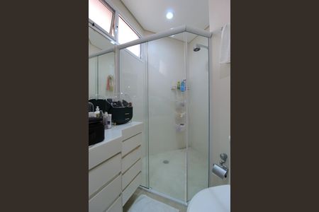 Apartamento à venda com 167m², 3 quartos e 3 vagasBanheiro da Suíte