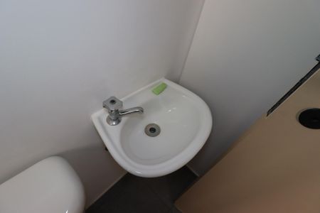 Apartamento para alugar com 74m², 2 quartos e 1 vagaBanheiro de Serviço