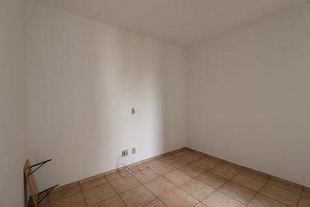 Apartamento para alugar com 74m², 2 quartos e 1 vagaQuarto 1
