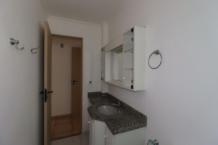 Apartamento para alugar com 74m², 2 quartos e 1 vagaBanheiro
