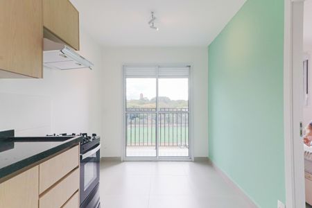 Sala/Cozinha de apartamento para alugar com 1 quarto, 27m² em Vila Butantã, São Paulo
