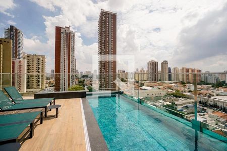 Studio para alugar com 30m², 1 quarto e 1 vaga Studio para alugar com 30m², 1 quarto e 1 vagaÁrea comum - Piscina