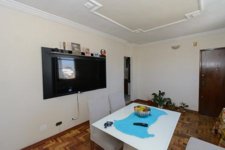 Apartamento à venda com 75m², 3 quartos e 1 vagaSala